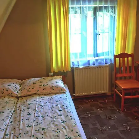 Dom U Malgosi 펜션 Witów